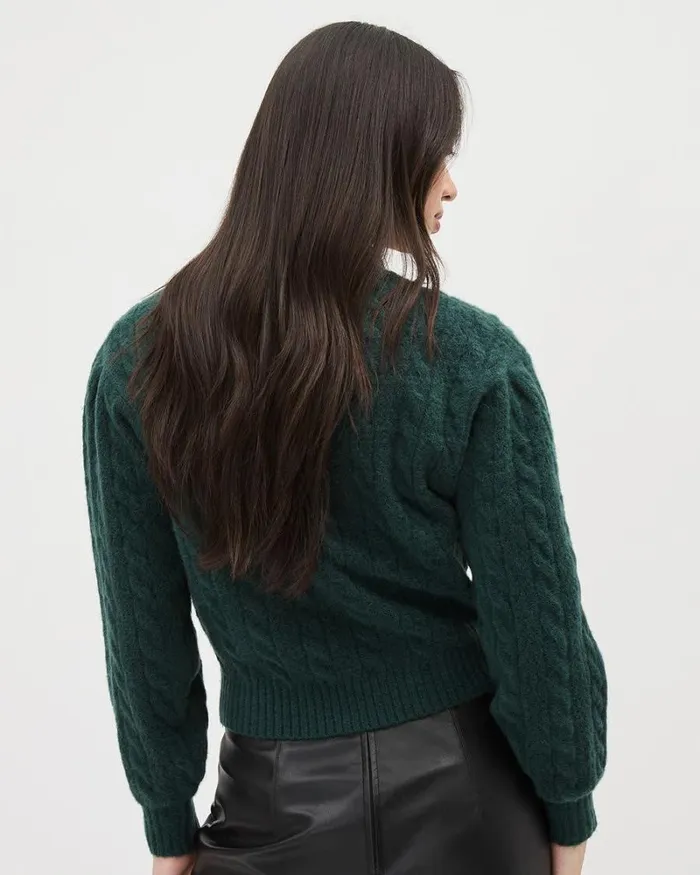 RWandCO Sweaters and Cardigans LongSleeve ScallopedCrewNeck Spongy Pullover Sea Moss 8211 Women RWandCO Sweaters and Cardigans LongSleeve ScallopedCrewNeck Spongy Pullover Sea Moss 8211 Women
