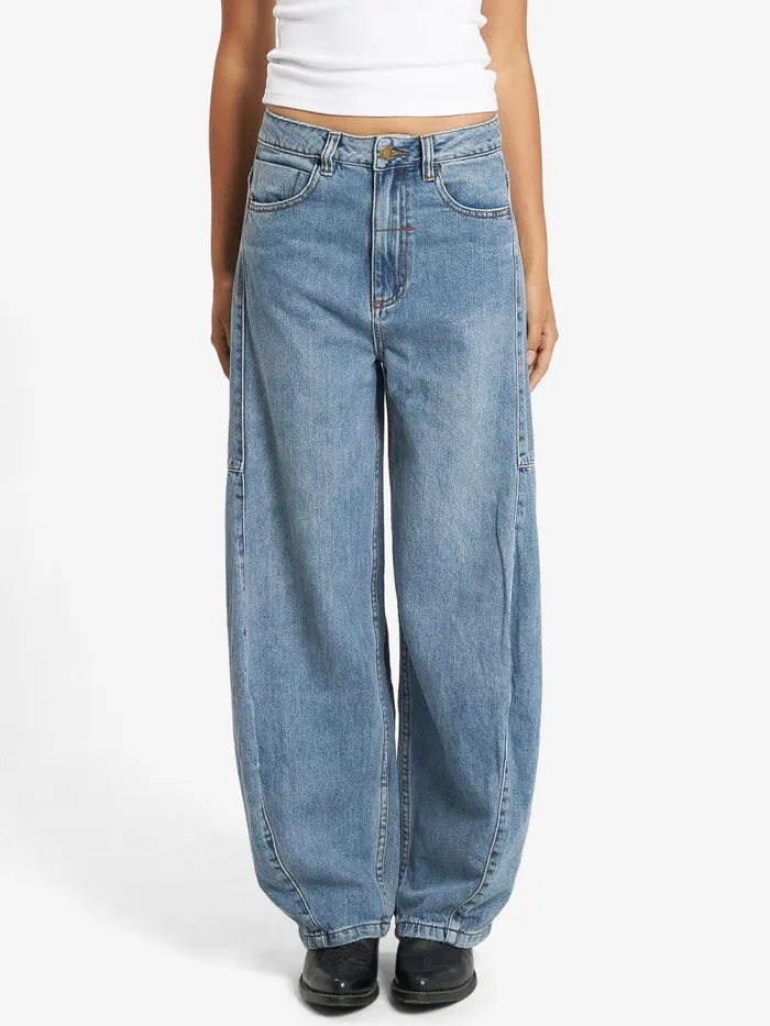 Womens Ronnie Jean Weathered Blue Thrills Mid Rise Jeans