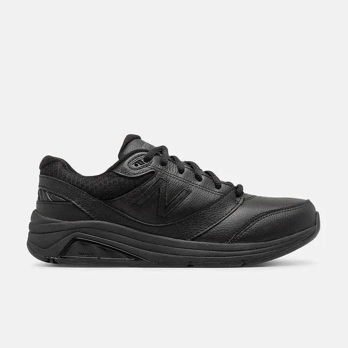 928v3 Black Women Walking New Balance