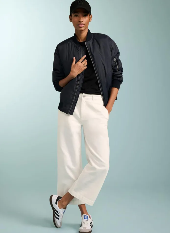Baukjen Baukjen Essentials Organic Cotton Slim Tee Caviar Black Clothing