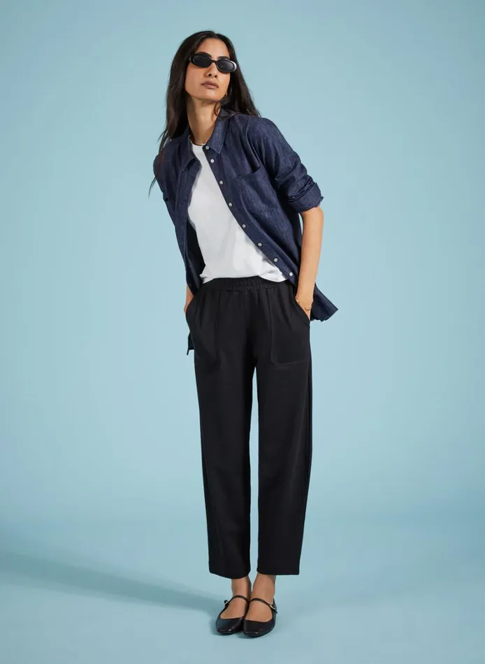 Baukjen Billie Ponte Carrot Leg Trousers Caviar Black Clothing