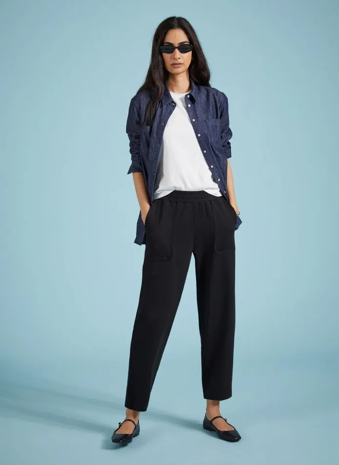Baukjen Billie Ponte Carrot Leg Trousers Caviar Black Clothing