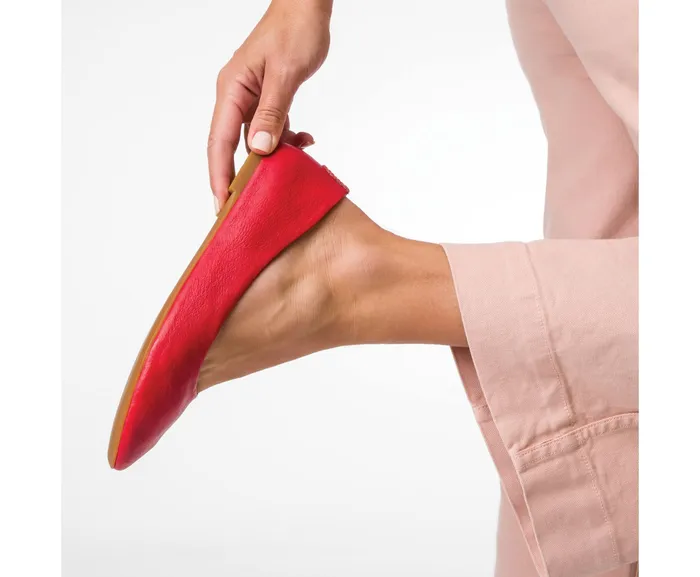 Flats and SlipOns Women Kendal Ballet Perfect Fit Fire Red Leather Hush Puppies Flats and SlipOns Women Kendal Ballet Perfect Fit Fire Red Leather Hush Puppies