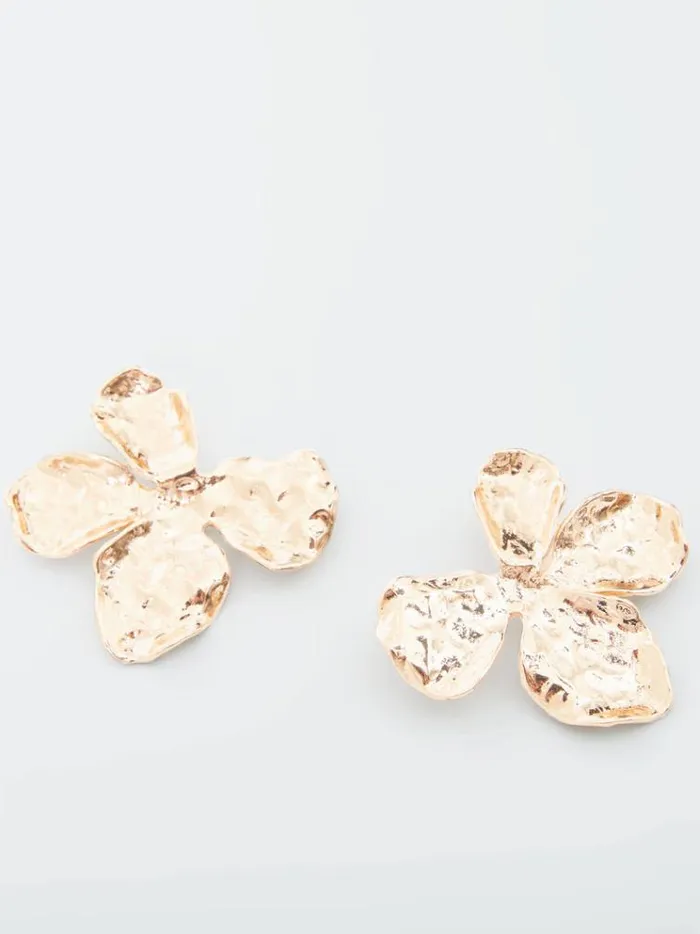 French Connection Jewellery Oversized Hammered Flower Stud Earrings Gold 8211 Woman
