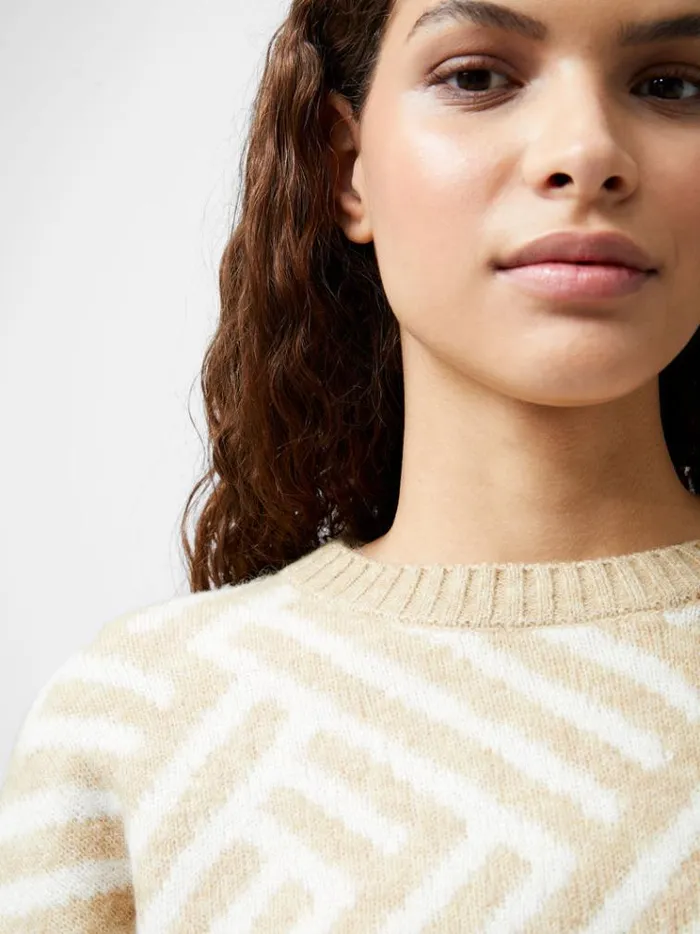 French Connection Jumpers and Cardigans Martina Graphic Cropped Jumper Incenseclassic Crm 8211 Woman