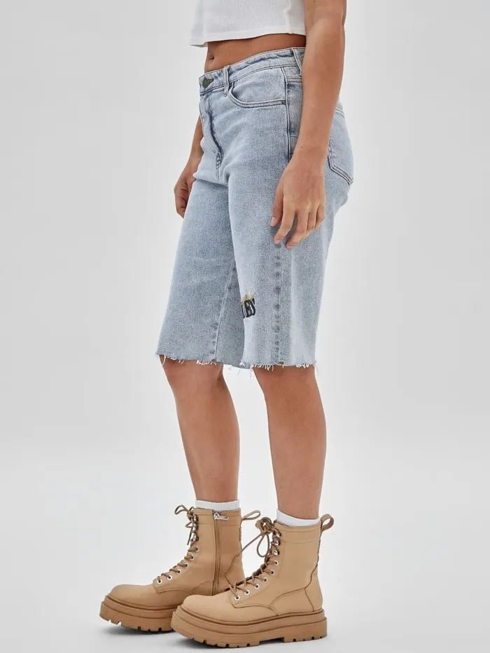 GUESS Jeans and Denim Women GUESS Originals Kit Denim Bermuda Shorts Go Jackie Acid Wash GUESS Jeans and Denim Women GUESS Originals Kit Denim Bermuda Shorts Go Jackie Acid Wash