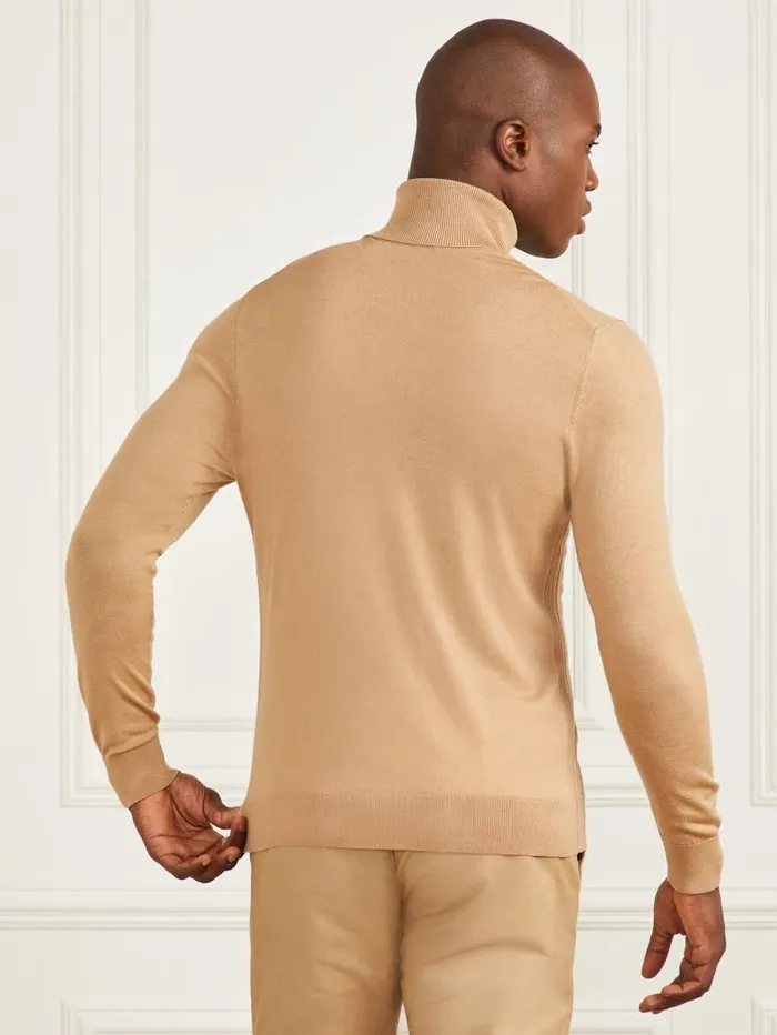 Hoodies and Sweaters GUESS Men Merino Wool Turtleneck Sweater Toasted Taupe Hoodies and Sweaters GUESS Men Merino Wool Turtleneck Sweater Toasted Taupe
