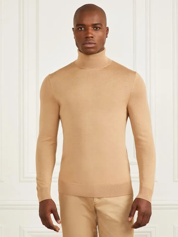 Hoodies and Sweaters GUESS Men Merino Wool Turtleneck Sweater Toasted Taupe Hoodies and Sweaters GUESS Men Merino Wool Turtleneck Sweater Toasted Taupe