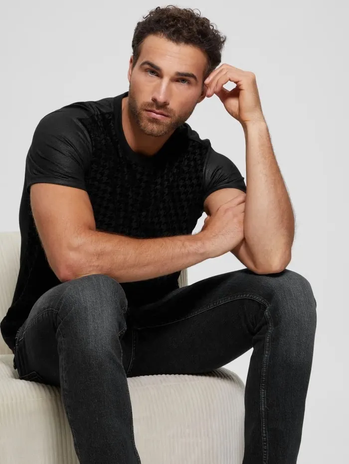 Houndstooth ShortSleeve Tee Black TShirts and Tanks GUESS Men Houndstooth ShortSleeve Tee Black TShirts and Tanks GUESS Men