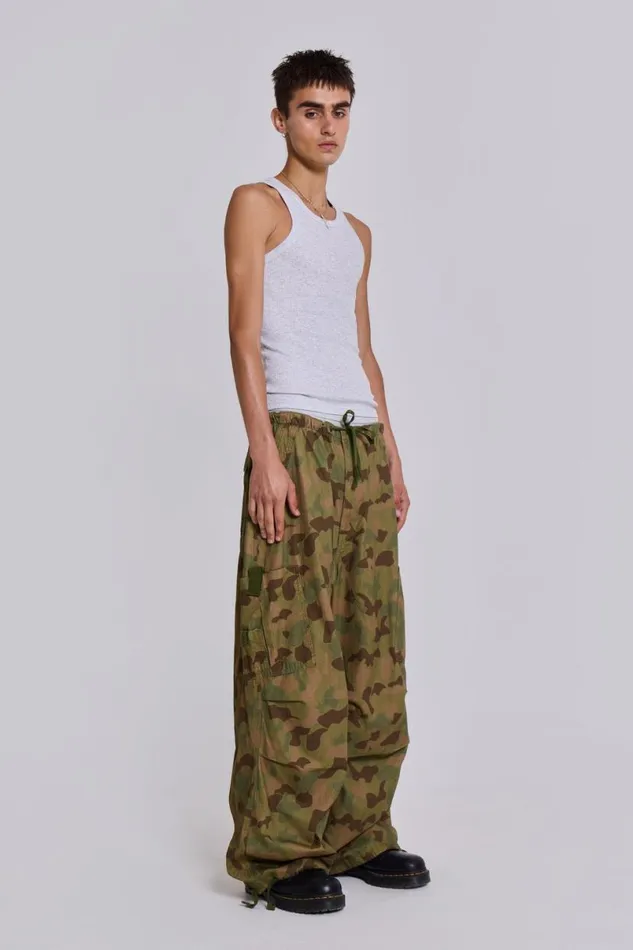 Jaded London Cargo Pants Men Duck Camo Parachute Pants Green
