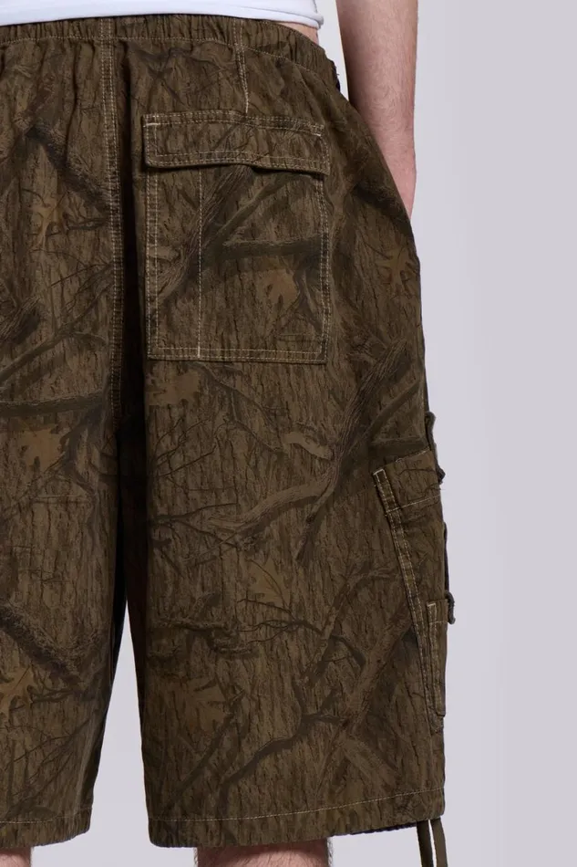 Jaded London Unisex UnisexWomen Forest Camo Parachute Shorts Green