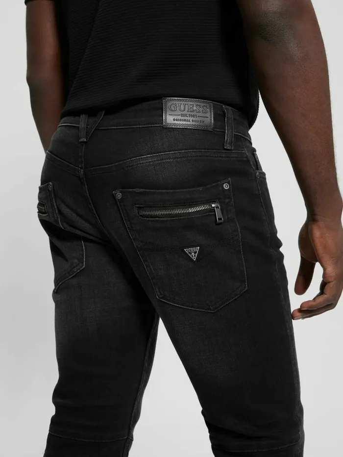 Jeans and Denim GUESS Men Regular Straight Jeans Glory Black Jeans and Denim GUESS Men Regular Straight Jeans Glory Black