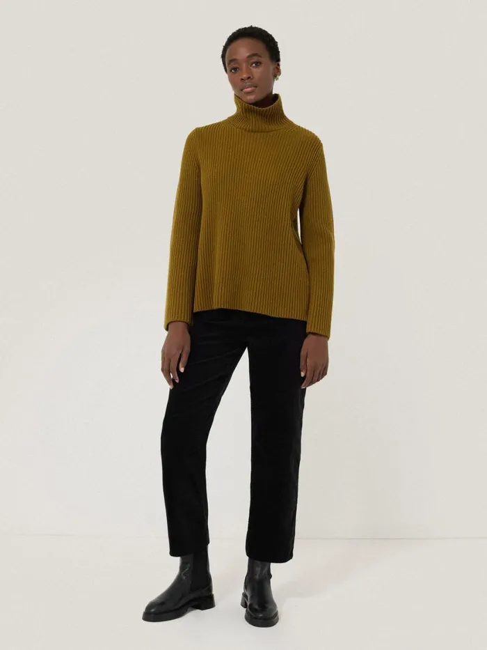 Jigsaw Delmont Velvet Tapered Jean Black Women Party