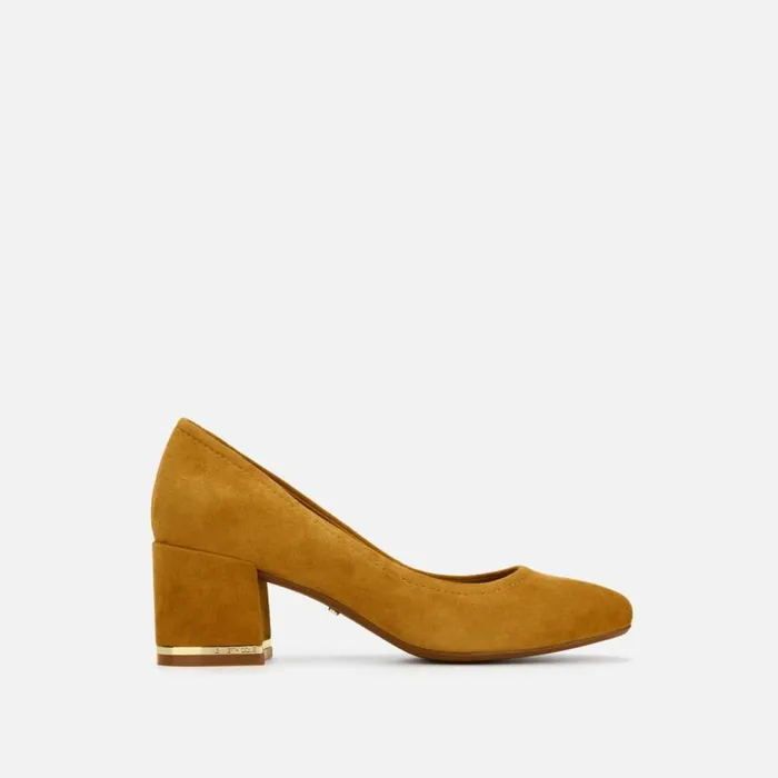 Kenneth Cole Balance Suede Pump Honey Women Heels