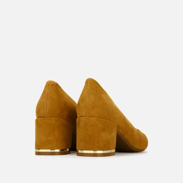 Kenneth Cole Balance Suede Pump Honey Women Heels