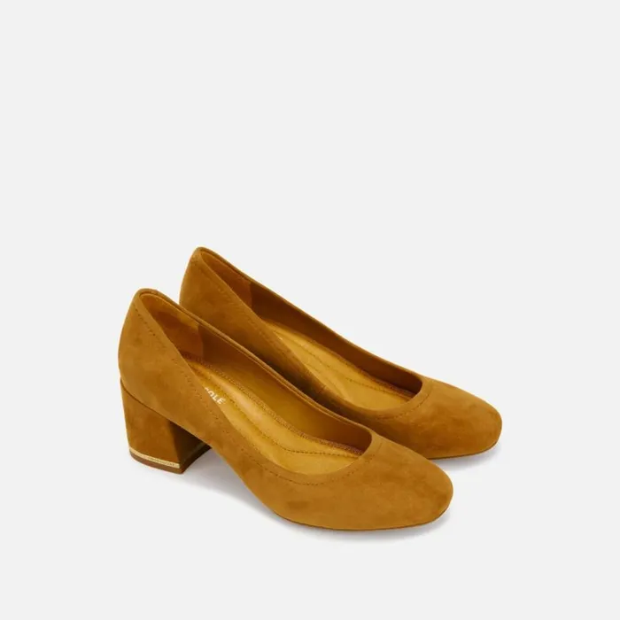 Kenneth Cole Balance Suede Pump Honey Women Heels