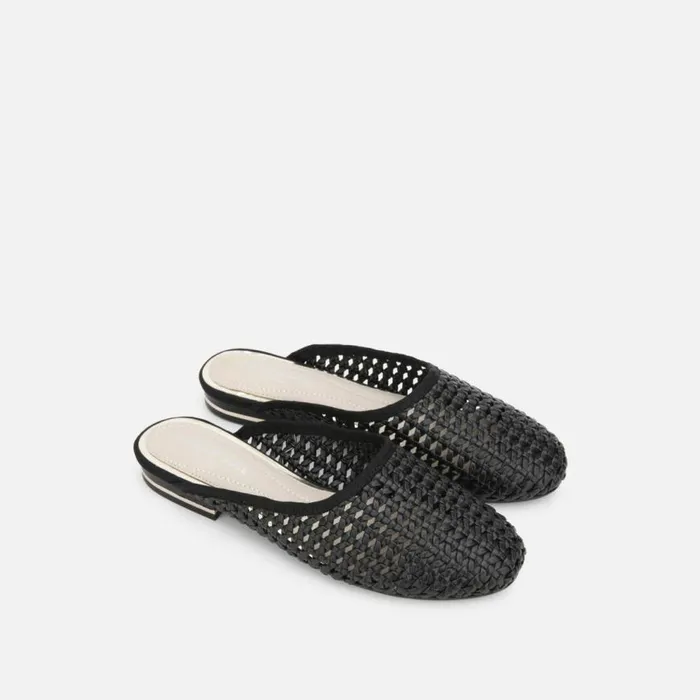 Kenneth Cole Balance Woven Mule Black Women Flats