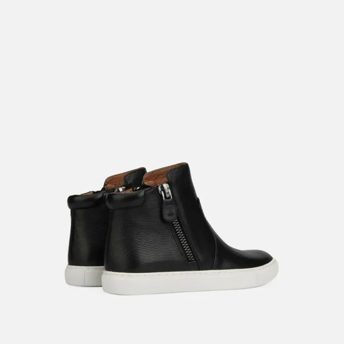 Kenneth Cole Carter Black Women Sneakers Kenneth Cole Carter Black Women Sneakers