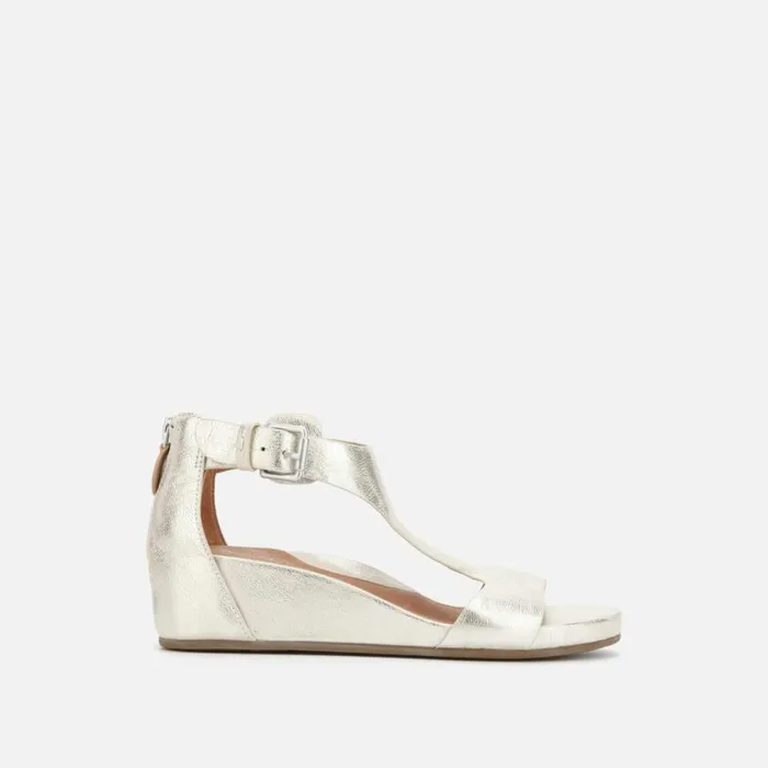 Kenneth Cole Gisele Metallic Leather TStrap Wedge Sandal Ice Women Gentle Souls