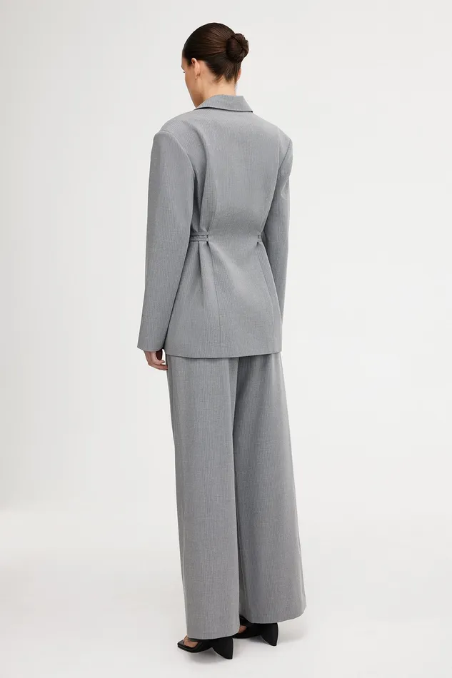 LEIGHTON OVERSIZED BLAZER Women Core Significant Other
