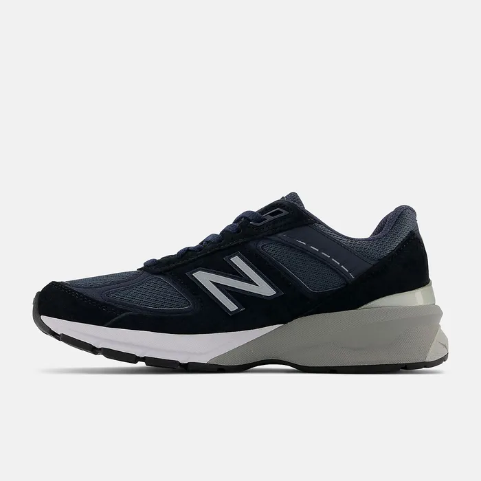 Lifestyle MADE in USA 990v5 Core Navy with Silver New Balance Women Lifestyle MADE in USA 990v5 Core Navy with Silver New Balance Women