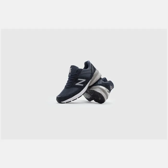 Lifestyle MADE in USA 990v5 Core Navy with Silver New Balance Women Lifestyle MADE in USA 990v5 Core Navy with Silver New Balance Women