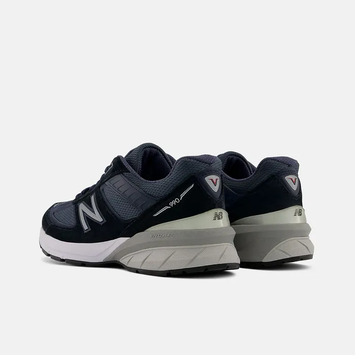 Lifestyle MADE in USA 990v5 Core Navy with Silver New Balance Women Lifestyle MADE in USA 990v5 Core Navy with Silver New Balance Women