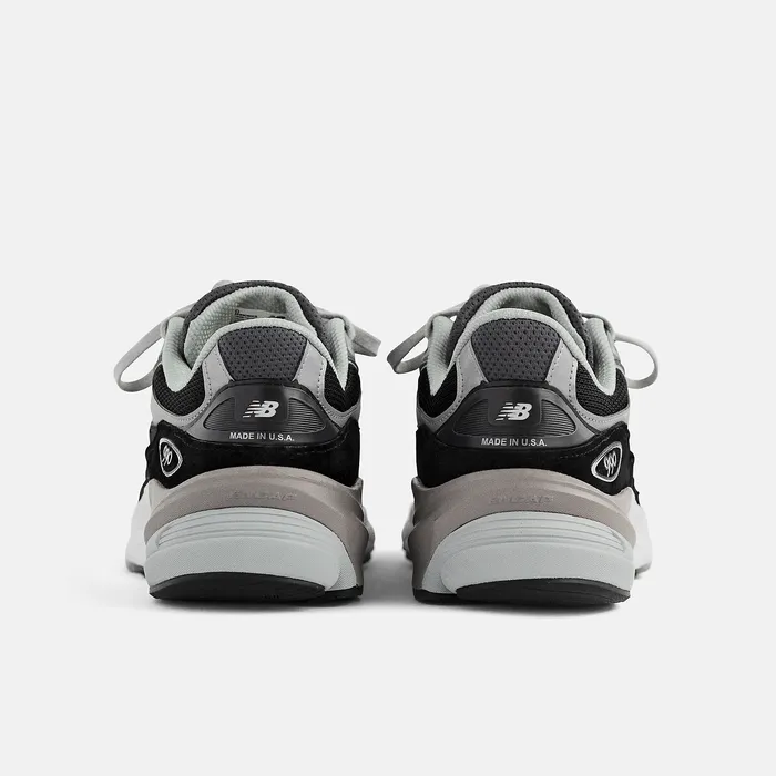 Lifestyle Women New Balance Made in USA 990v6 Black with White