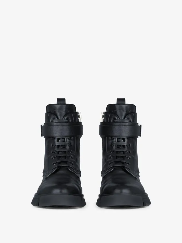 Men Boots and Loafers Givenchy Terra Boots In Leather With 4G Buckle Black Men Boots and Loafers Givenchy Terra Boots In Leather With 4G Buckle Black