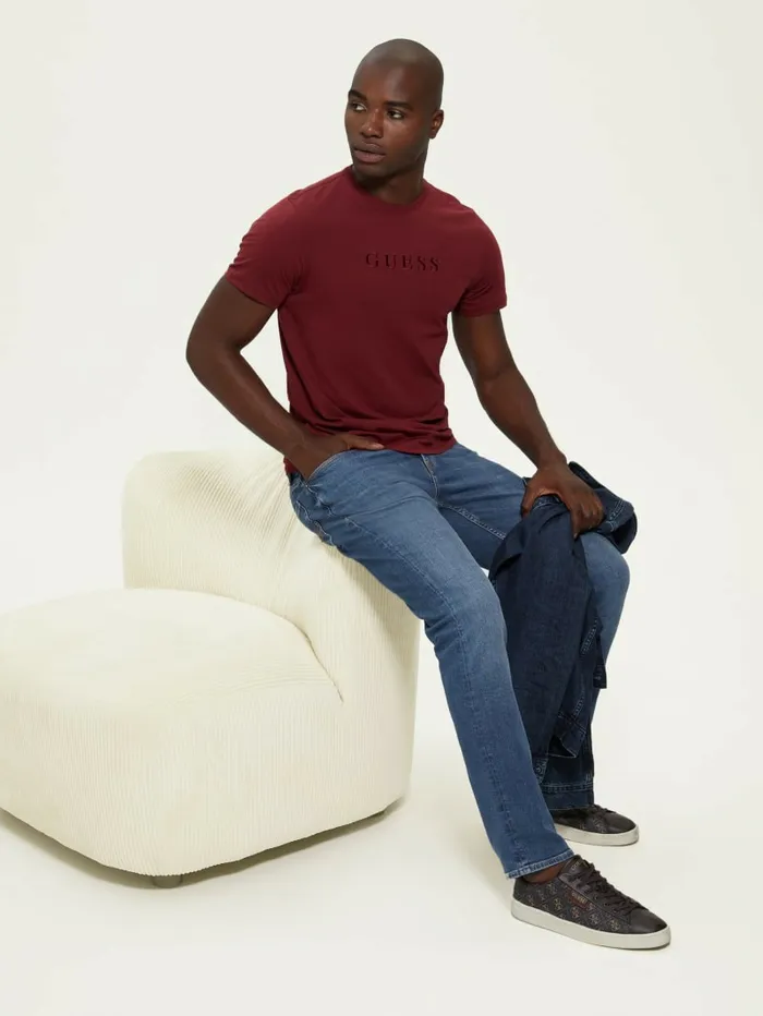 Men GUESS Embroidered Logo Tee Vino TShirts and Tanks