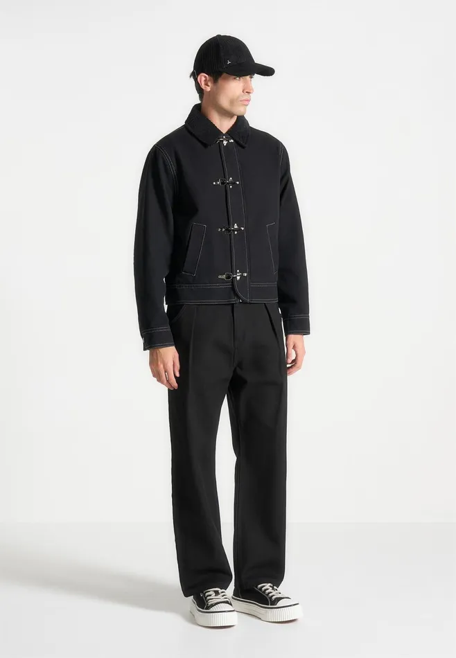 Men Manire De Voir Clasp Detail Contrast Stitch Gabardine Jacket Black