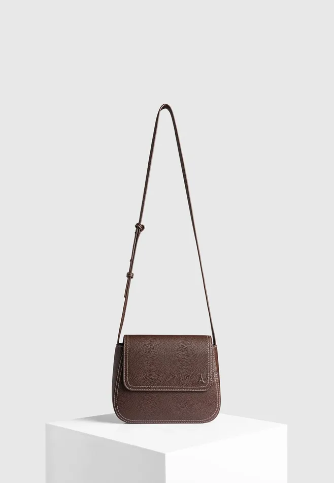 Men Manire De Voir Marseille Crossbody Bag Brown