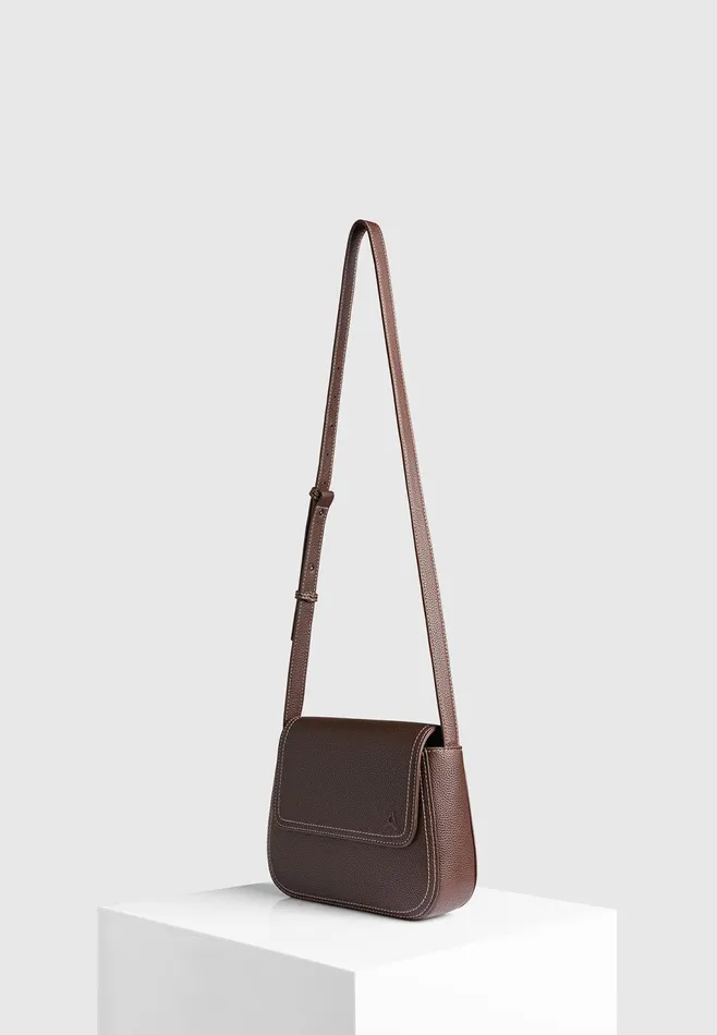 Men Manire De Voir Marseille Crossbody Bag Brown