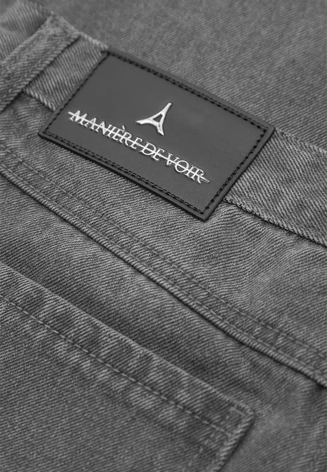 Men Manire De Voir Relaxed Fit Jean Washed Grey