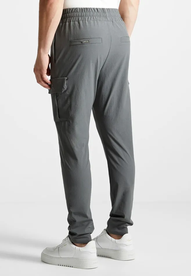 Men Manire De Voir Technical Cargo Pants Charcoal Grey
