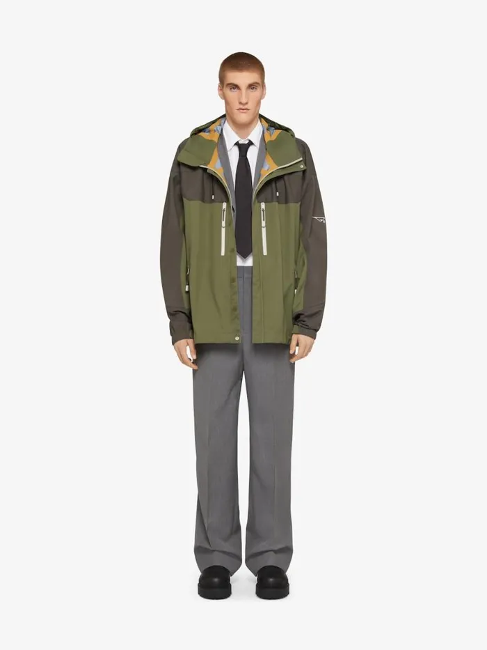 Men Outerwear and Blousons Givenchy Technical Hooded Jacket Olive Green