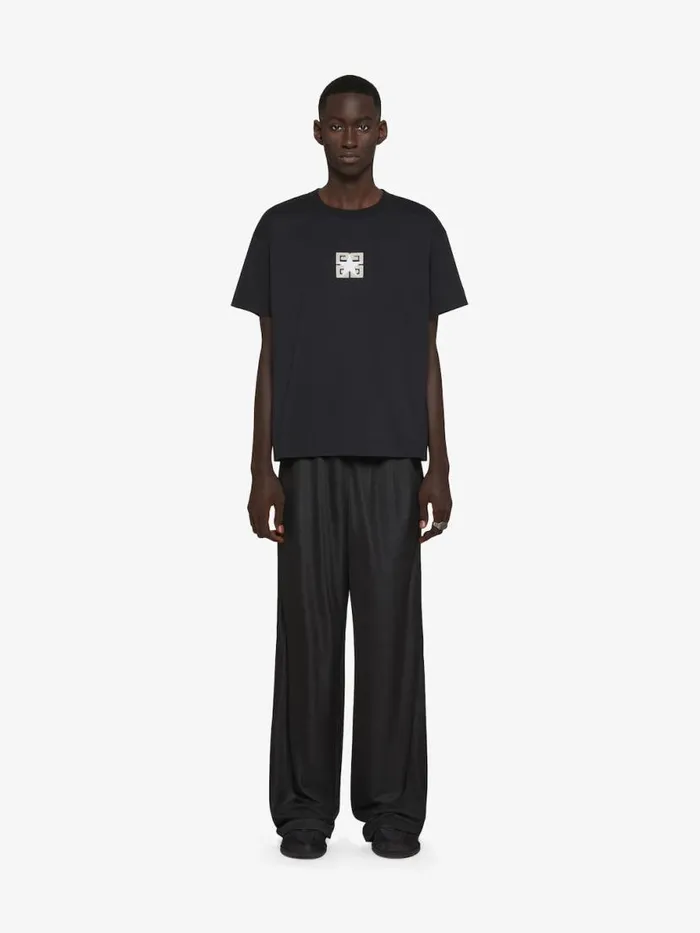 Men TShirts Givenchy 4G Stars Boxy Fit Tshirt In Cotton Black