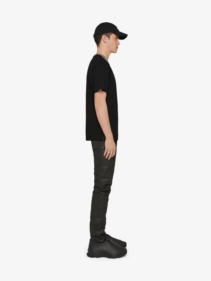 Men TShirts Givenchy Slim Fit Tshirt In Cotton With 4G Embroidery Black