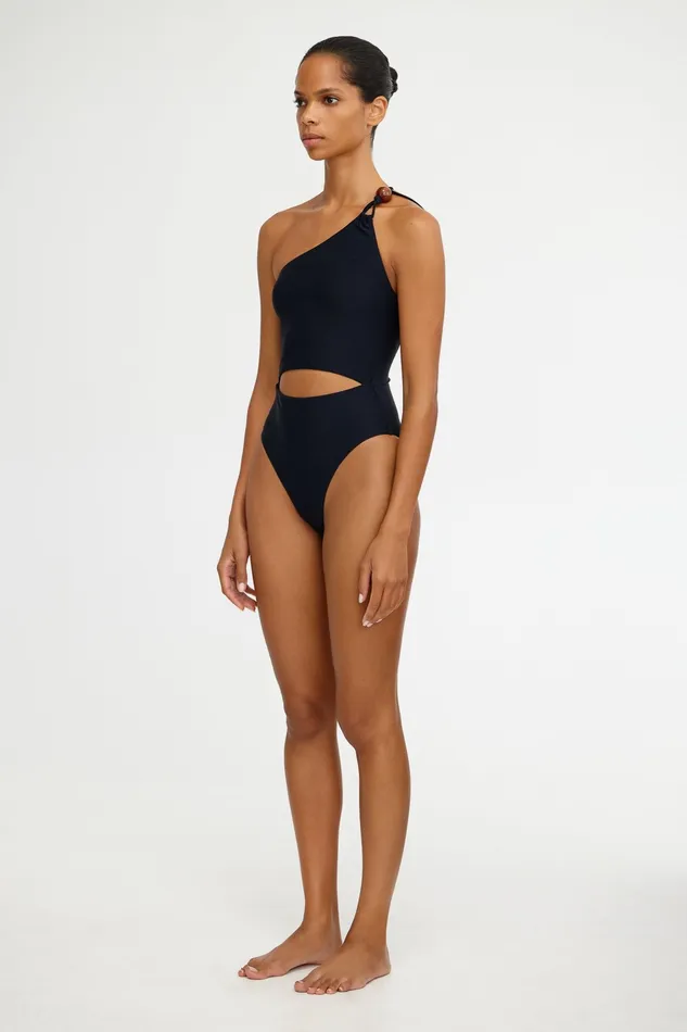 One Piece Women Significant Other NIAH MAILLOT