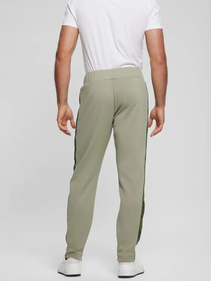 Pants and Shorts Kermit Scuba Pants Mossy Green 8211 GUESS Men Pants and Shorts Kermit Scuba Pants Mossy Green 8211 GUESS Men