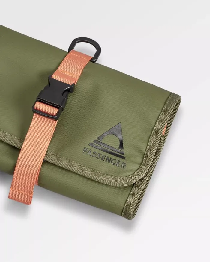 Passenger Backpacks and Bags Drop Recycled Wash Kit Khaki Khaki 8211 WomenMen