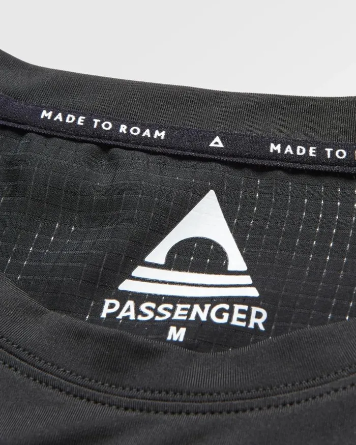 Passenger Tops Boardwalk Active Recycled Vest Black Black 8211 Men