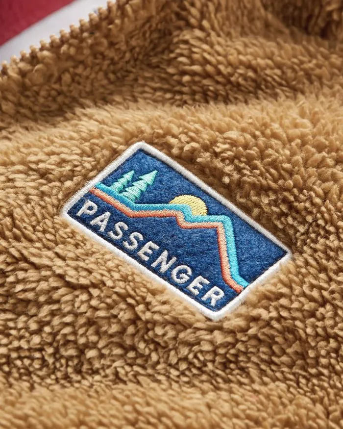 Passenger Tops Nestling Sherpa Hooded Fleece Biscuit Biscuit 8211 Women