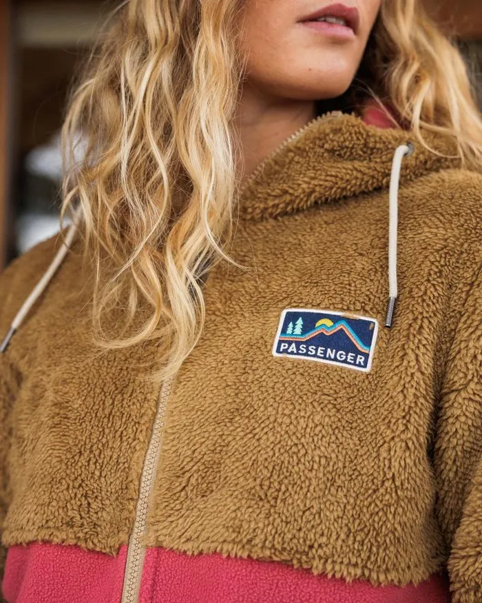 Passenger Tops Nestling Sherpa Hooded Fleece Biscuit Biscuit 8211 Women