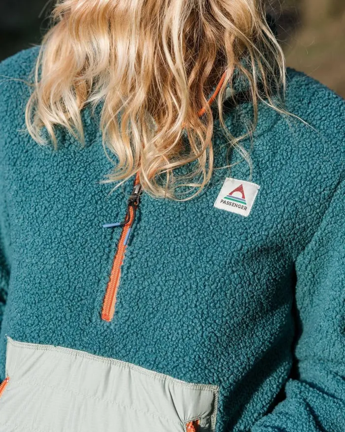 Passenger Tops Perouse Recycled PolarLined Sherpa Fleece Mediterranean Mediterranean 8211 Women