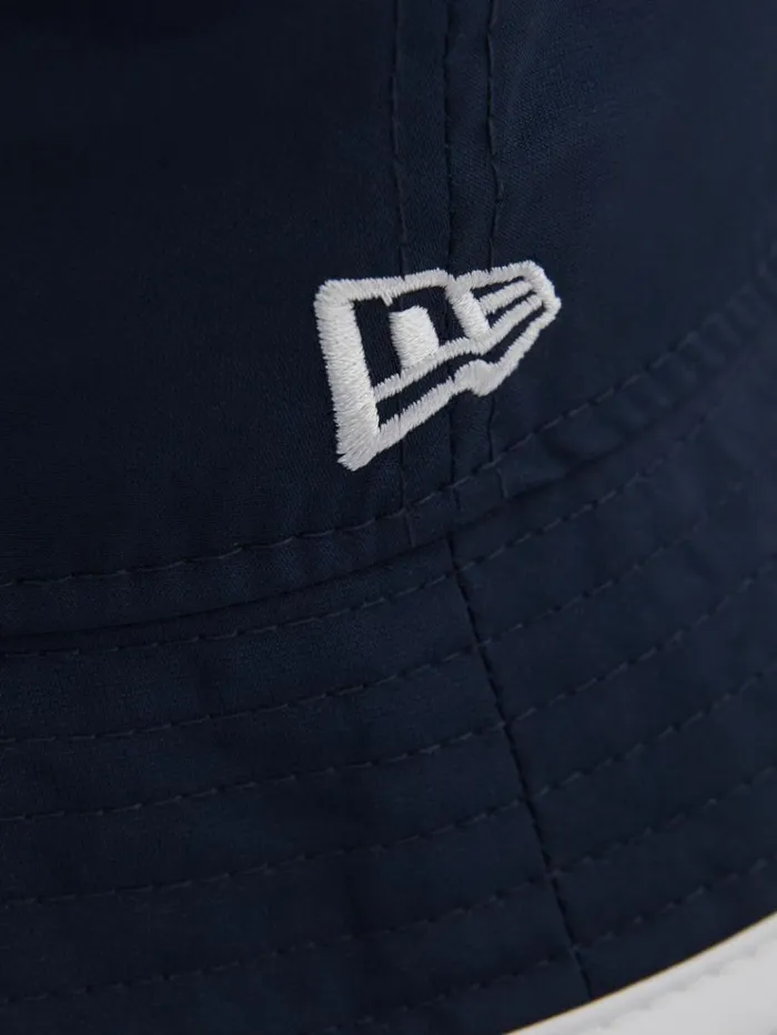 REISS Hats Gloves and Scarves Men McLaren F1 Embroidered Bucket Hat Navy