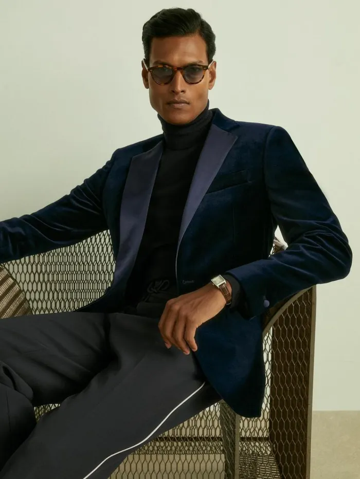 REISS Suits and Tailoring Men Modern Fit Velvet Single Breasted Tuxedo Jacket Navy