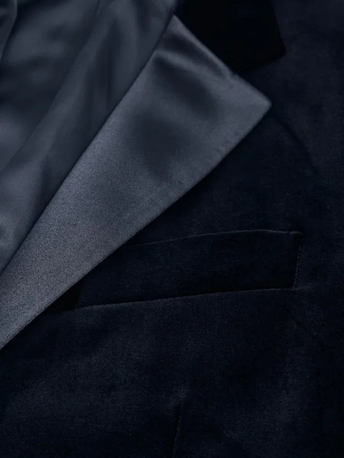 REISS Suits and Tailoring Men Modern Fit Velvet Single Breasted Tuxedo Jacket Navy