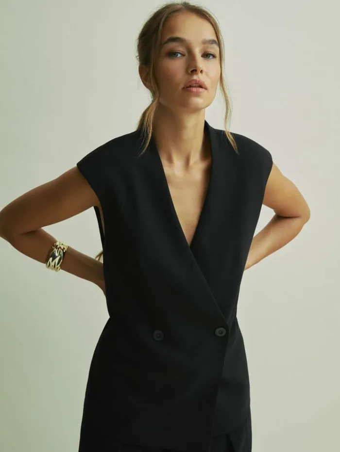 REISS Suits and Tailoring Women Florere Longline Black Waistcoat Black
