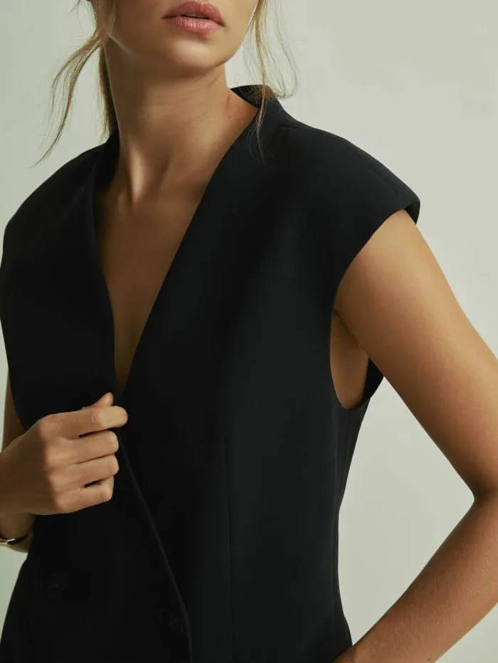 REISS Suits and Tailoring Women Florere Longline Black Waistcoat Black